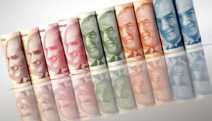 الدولار ينضب من أسواقها.. تركيا تستجدي شراكات تجارية بعملات محلية