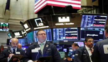  متعاملون أثناء التداول في بورصة وول ستريت - رويترز 