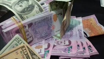 تراجع قياسي لليرة السورية