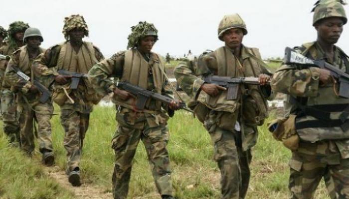 مقتل 6 جنود بهجوم على قاعدة عسكرية في نيجيريا