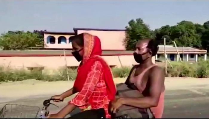 الفتاة قادت الدراجة مئات الكيلومترات