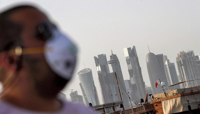 العمالة الأجنبية أولى ضحايا أزمات قطر في كورونا