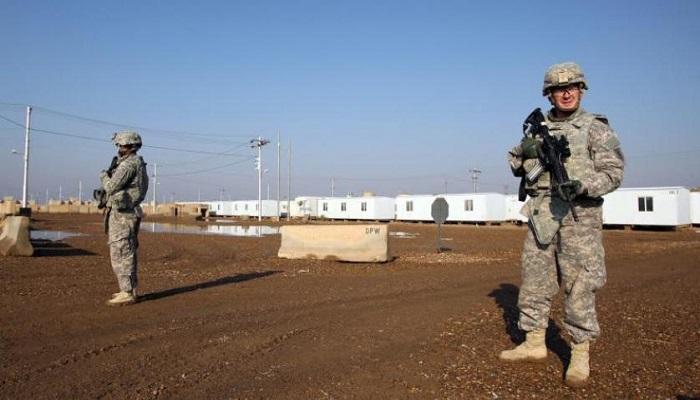 جنديا أمريكيان داخل معسكر التاجي- أرشيفية