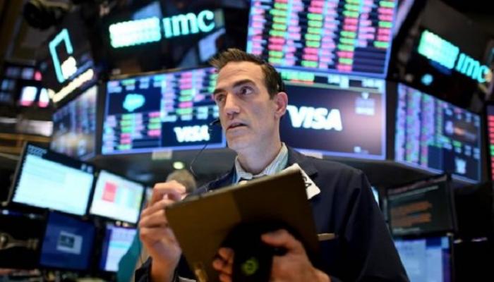 قلق في الأسواق من موجة جديدة للفيروس