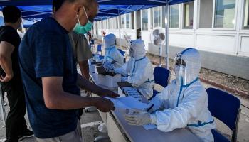 الصين تسجل 32 إصابة جديدة بكورونا