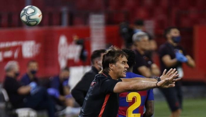 لوبيتيجي من مباراة إشبيلية وبرشلونة