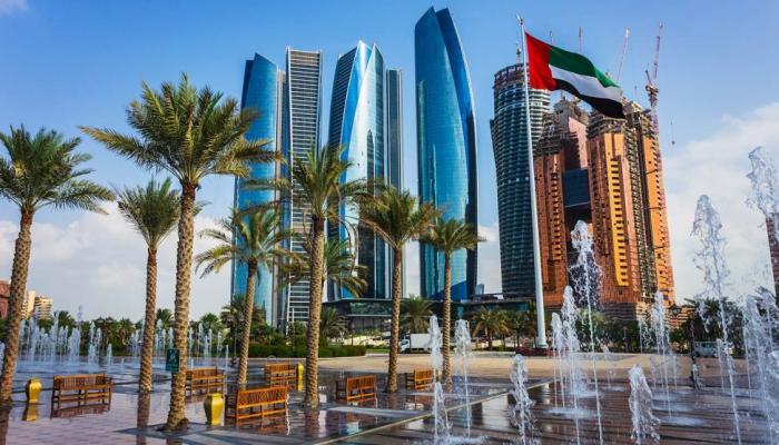 مغاربة عالقون بالإمارات لم نشعر بالغربة ووجدنا تعاملا مميزا من السلطات