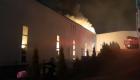 Kocaeli'de spor malzemeleri üreten fabrikada yangın