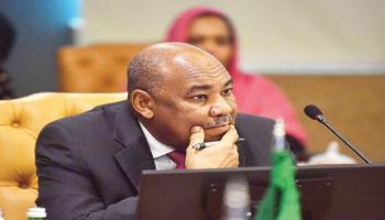  وزير المالية السوداني إبراهيم البدوي 