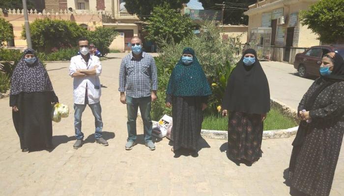 مصريون تعافوا من فيروس كورونا في محافظة بني سويف