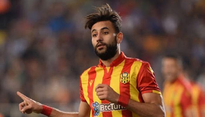 لاعب الوسط التونسي غيلان الشعلالي