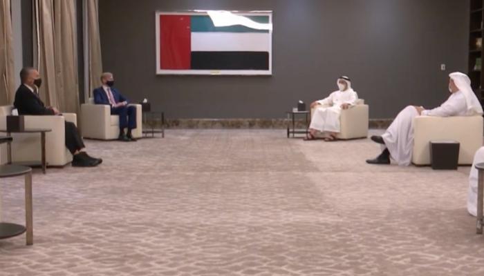 الشيخ عبدالله بن زايد يستقبل براين هوك