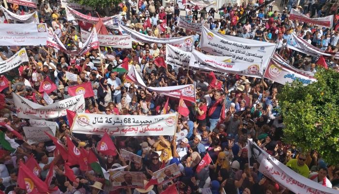تجمع عمالي جماهيري في محافظة صفاقس التونسية