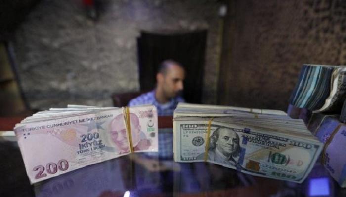 سياسات أردوغان تهوي بالليرة التركية