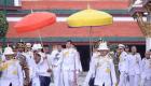 احتفالات بـ"موسم الأمطار" في تايلاند.. والملك يغير رداء تمثال بوذا