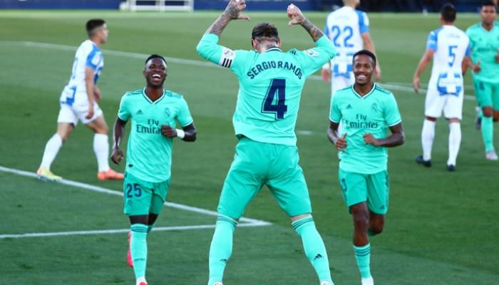 راموس يحتفل بهدفه الأول في ليجانيس