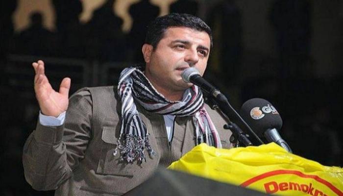 صلاح الدين دميرتاش القيادي الكردي المعتقل في سجون أردوغان
