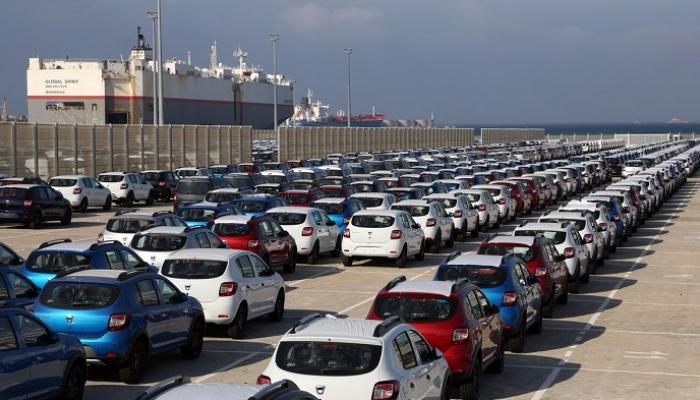 سيارات للتصدير بميناء طنجة المغربي