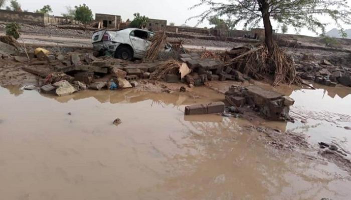 الفيضانات تقتل 13 في اليمن