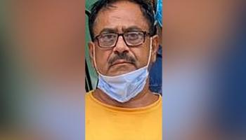  الطبيب الهندي ديفيندير شارما