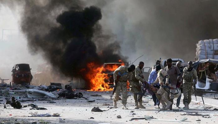  Une énorme explosion vise une base militaire en Mogadiscio