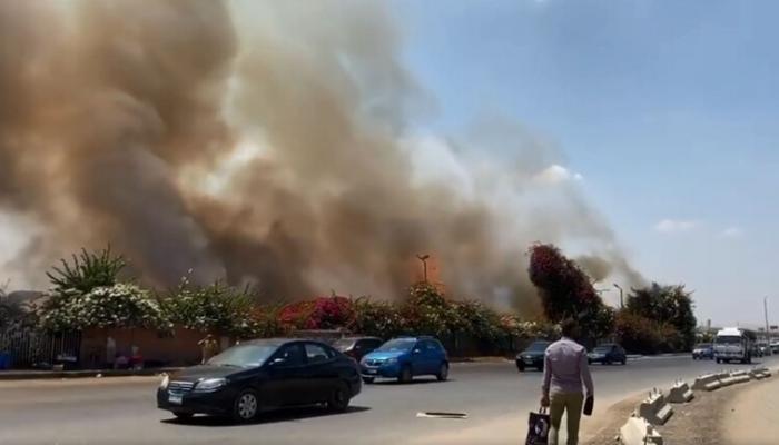 جانب من الحريق في ميدان الرماية بالجيزة