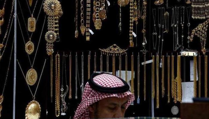 متجر لبيع الذهب في الرياض - رويترز