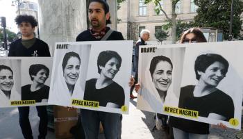 Rassemblement devant l'ambassade d'Iran en France pour soutenir l'avocate iranienne des droits de l'homme Nasrin Sotoudehb-AFP