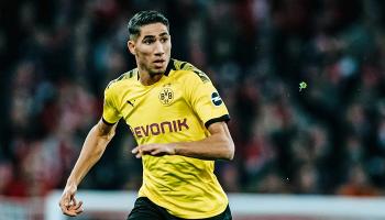 أشرف حكيمي لاعب بروسيا دورتموند السابق