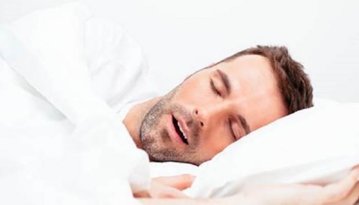 التنفس من الفم أثناء النوم يؤدي لمخاطر عديدة