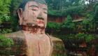 فيضانات الصين تهدد تمثال بوذا.. المياه وصلت إلى أصابع قدمه