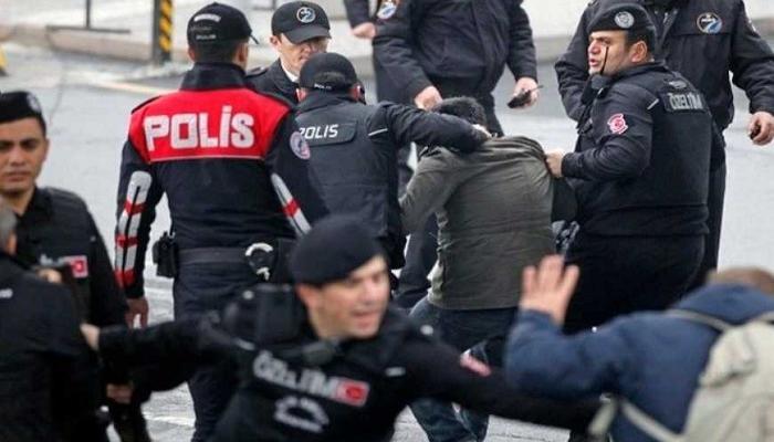 الأمن التركي يقوم بحملة الاعتقالات- أرشيفية