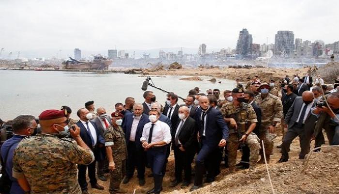 الرئيس الفرنسي إيمانويل ماكرون خلال زيارته لمرفأ بيروت - أ.ف.ب