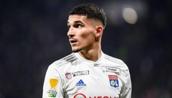 اللاعب حسام عوار