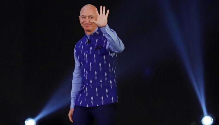 جيف بيزوس مؤسس ورئيس شركة أمازون