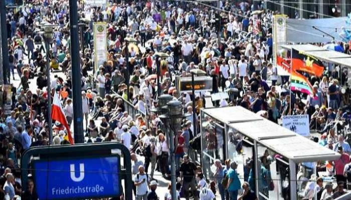مظاهرات حاشدة في برلين ضد إجراءات كورونا