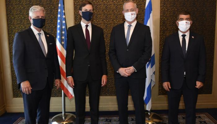 جانب من لقاء الوفد الأمريكي ووزير الخارجية الإسرائيلي جابي أشكنازي