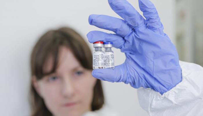 شكوك كبيرة تدور حول اللقاح الروسي