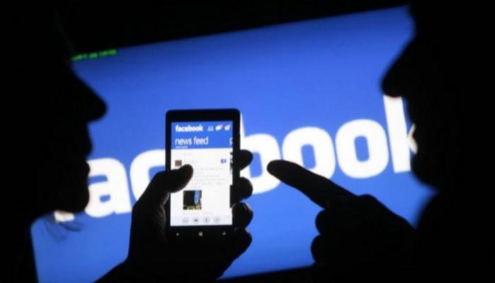 فيسبوك يزيل حسابات مجموعة أمريكية يمينية متطرفة