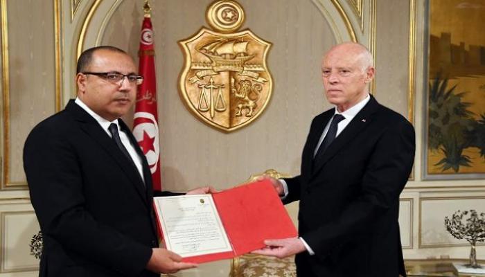 قيس سعيد يسلم المشيشي خطاب التكليف