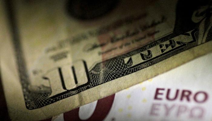 هدوء الدولار أمام اليورو -رويترز