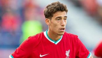 كوستاس تسيميكاس لاعب ليفربول