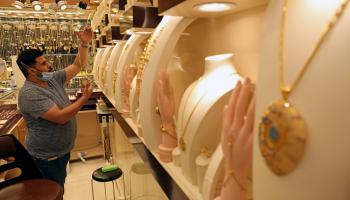 متجر لبيع الذهب - رويترز