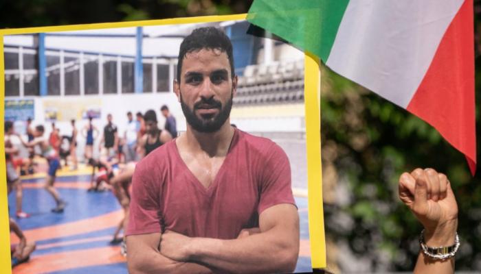 صورة للمصارع الإيراني الذي تم إعدامه
