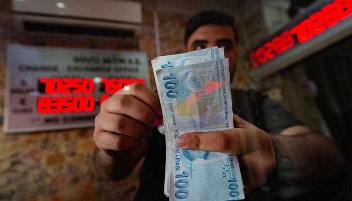الليرة التركية تنهار مجددا