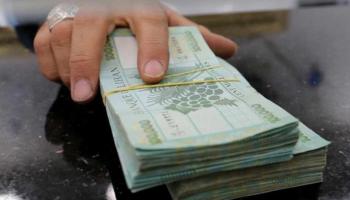 الدولار يقفز مقابل الليرة على وقع الأزمة السياسية الجديدة