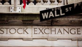 الواجهة الأمامية لبورصة نيويورك - رويترز