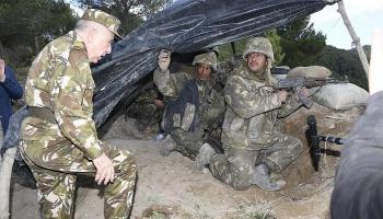 قائد الجيش الجزائري في زيارة لموقع العملية العسكرية بتيبازة - أرشيفية