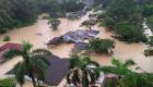 الإمارات تغيث متضرري الفيضانات في ماليزيا