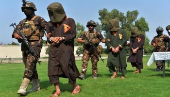 عملية سابقة للأمن الأفغاني اعتقل خلالها عناصر داعش - أ.ف.ب